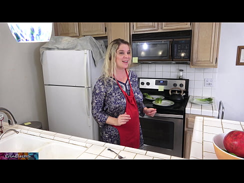 ❤️ Ibu tiri memerah susunya di dapur sebelum tarikhnya Video lucah pada ms.milfnut-net.ru ❌️