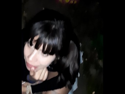 ❤️ Di jalanan zakar membengkak sebagai pertukaran untuk gula-gula Video lucah pada ms.milfnut-net.ru ❌️