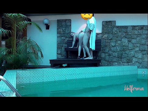❤️ Bos menjemput pembantu rumah ke kolam, tetapi tidak dapat menahan panas Video lucah pada ms.milfnut-net.ru ❌️